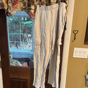 Forever 21 Cream Cargo Pants
